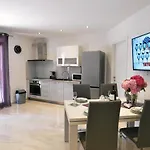 Appartement Perla With Swimming Pool, - Opatija Lovran