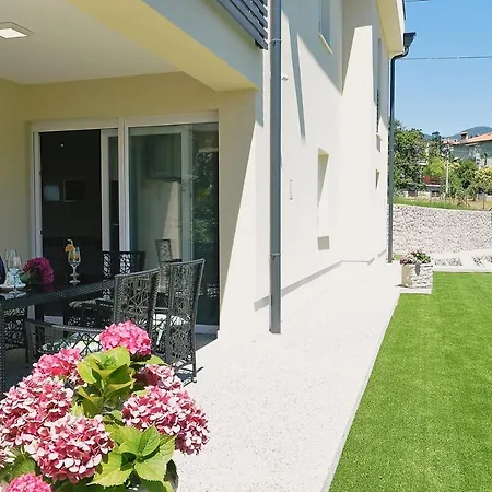 公寓 Perla With Swimming Pool, - Opatija *