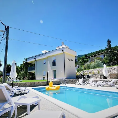 Perla With Swimming Pool, - Opatija * 洛夫兰