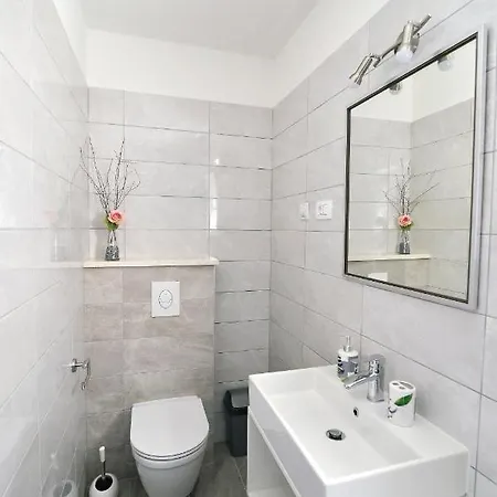 Apartment Perla With Swimming Pool, - Opatija Lovran