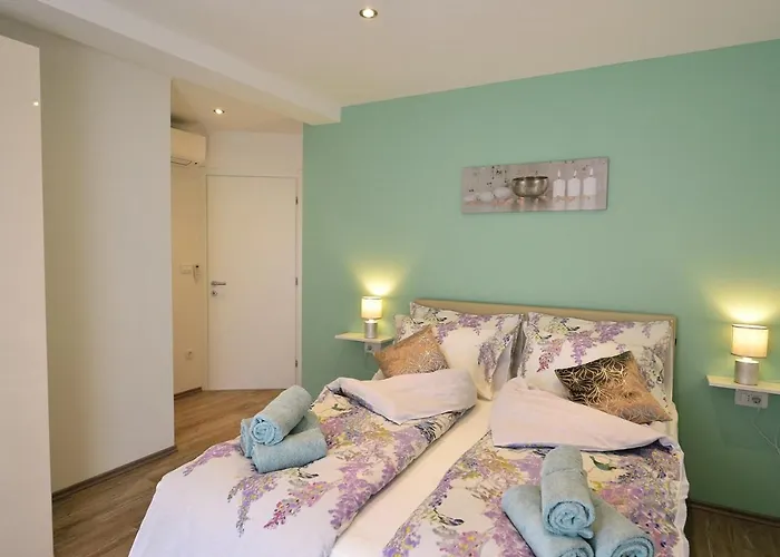 Perla With Swimming Pool, - Opatija Apartament Lovran
