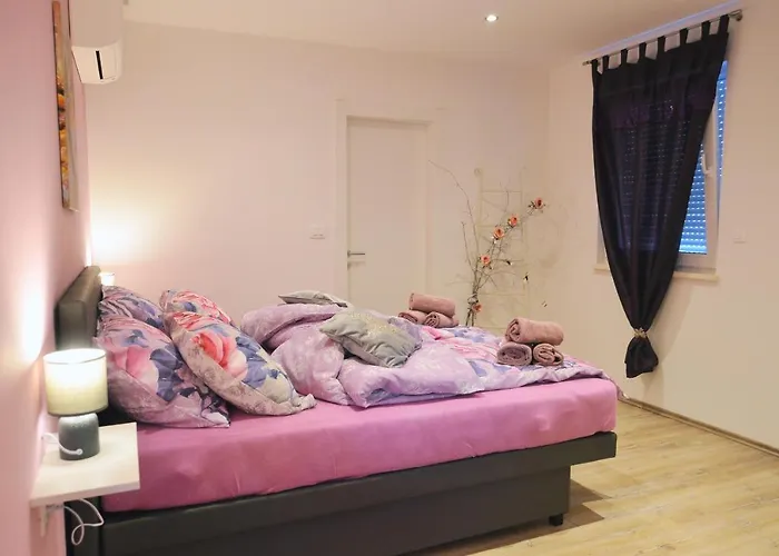 Apartament Perla With Swimming Pool, - Opatija