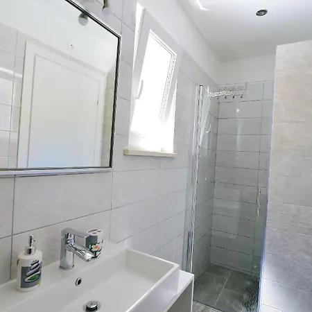 Perla With Swimming Pool, - Opatija Lovran